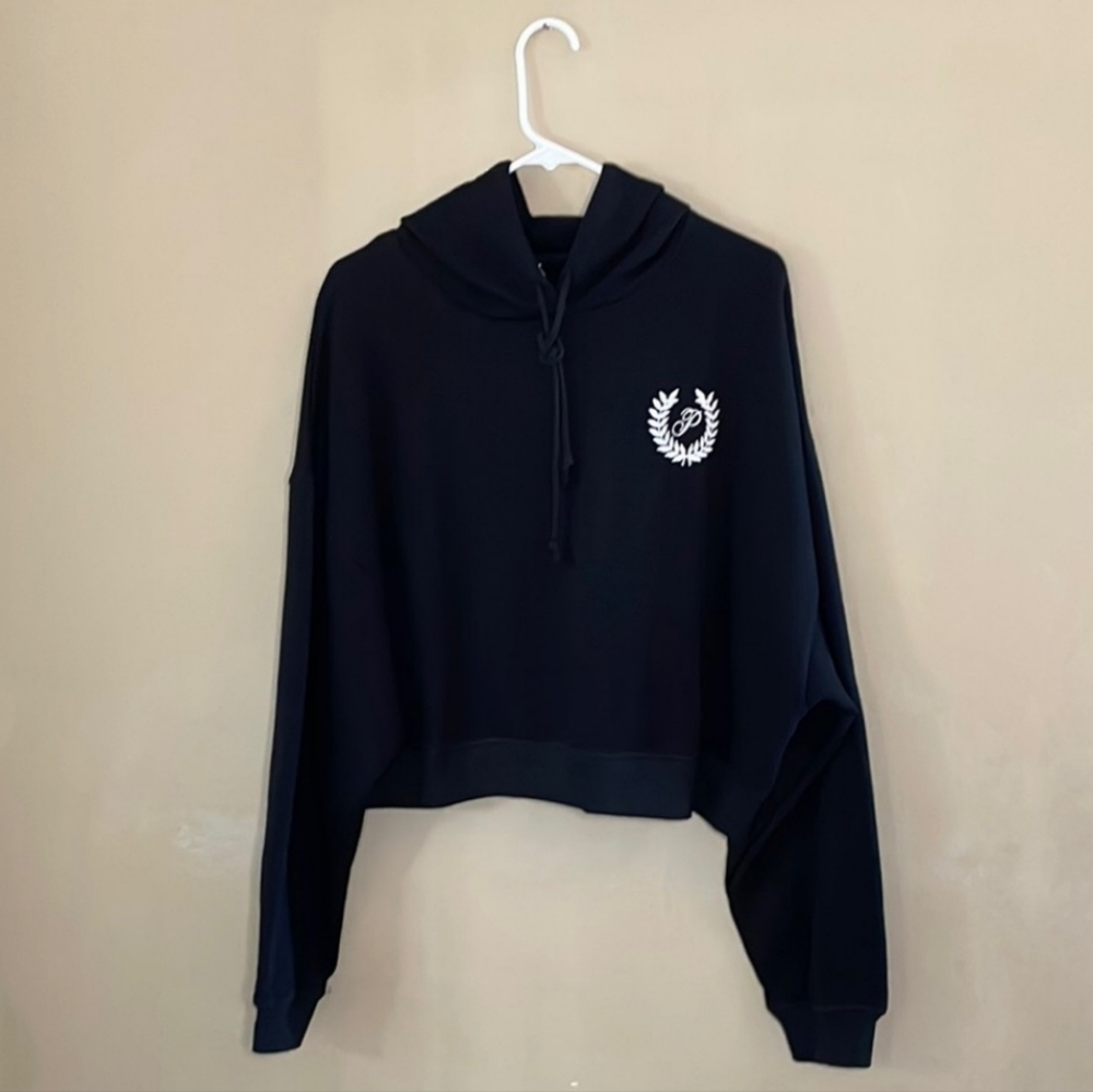 Victoria Secret PINK EVERYDAY CROPPED hoodie